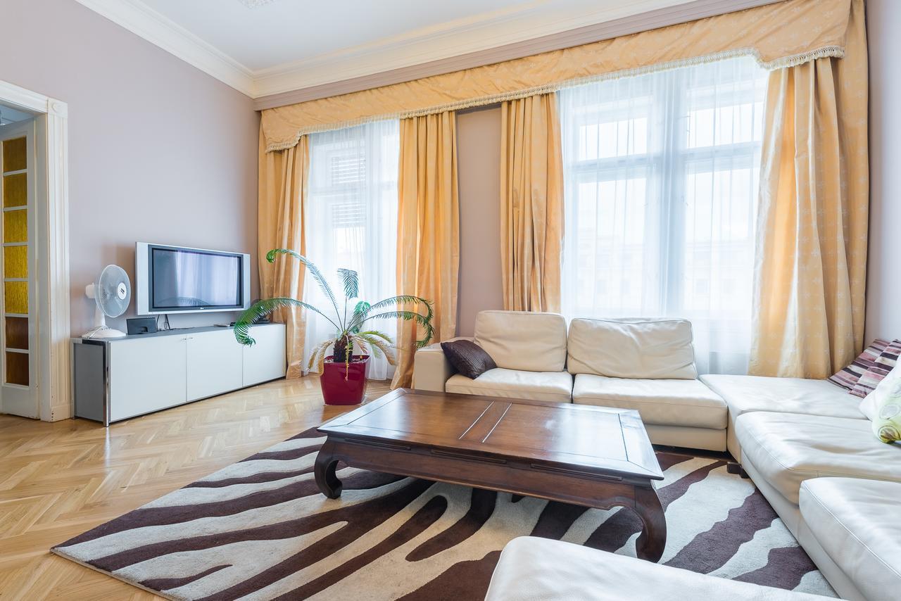 Wenceslas Square Apartment Praga Zewnętrze zdjęcie