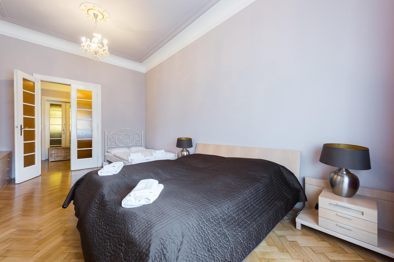 Wenceslas Square Apartment Praga Zewnętrze zdjęcie